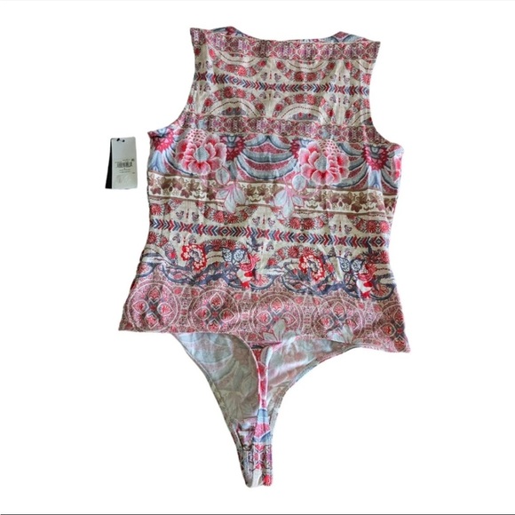 Guess Tops - Guess Bodysuit Women Size Large Cut Out Chest Multi Color New Paisley